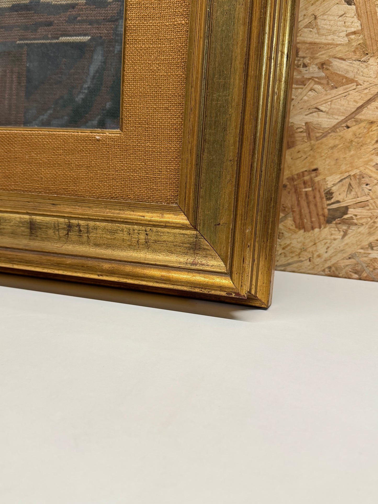 Quadro con Cornice in Legno Dorato  Eleganza