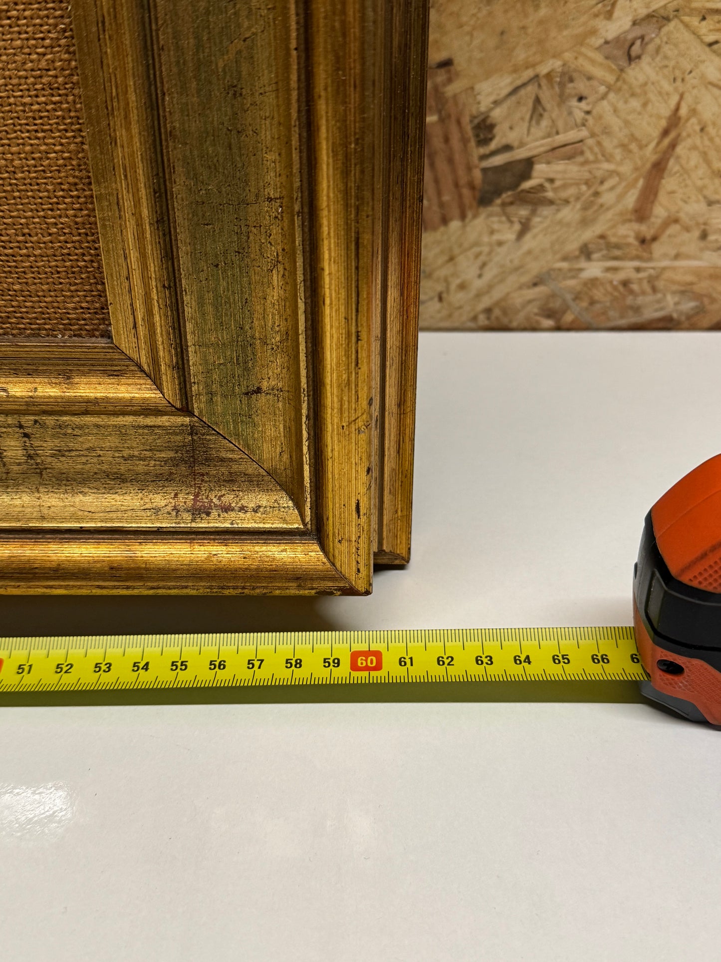 Quadro con Cornice in Legno Dorato  Eleganza